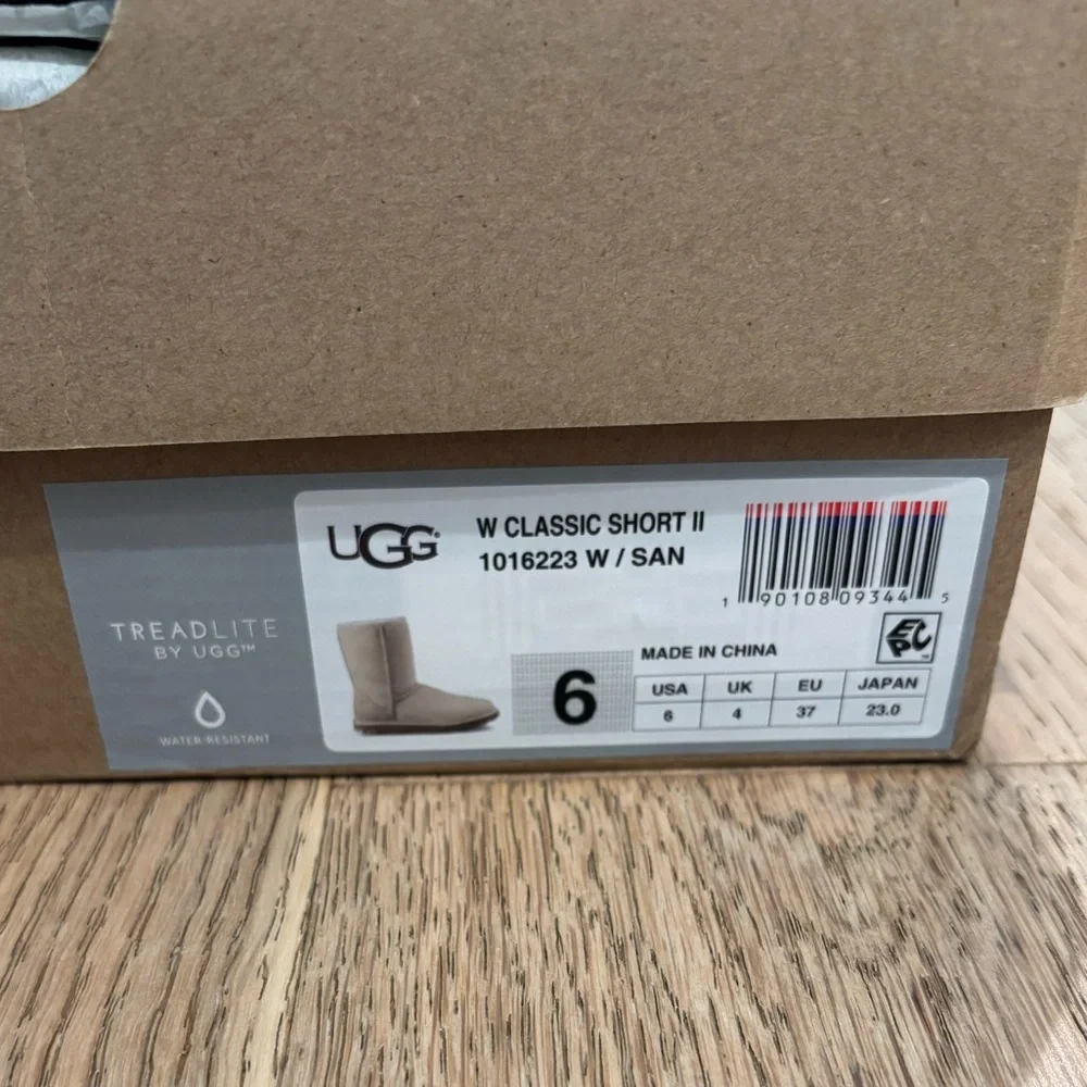 Cozy Tan Shearling-Lined Women's Boots - Picture 6 of 6